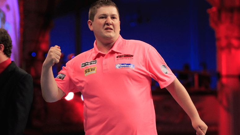 keegan-brown-betvictor-world-matchplay-day-three-lawrence-lustig-pdc_6syds6b6xsx41kkd88vbo2i5h.png